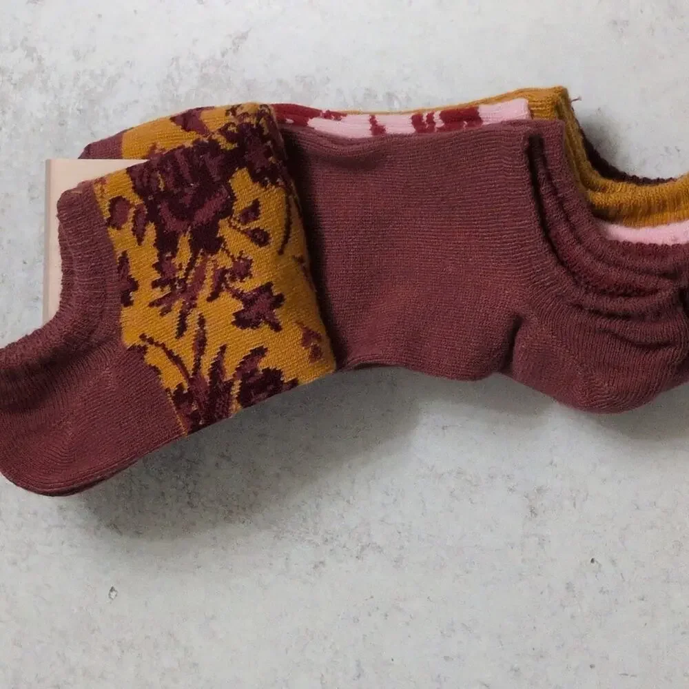 NWT Summer & Rose Multicolored Ankle Heel Socks 5 Pairs Size 8 10